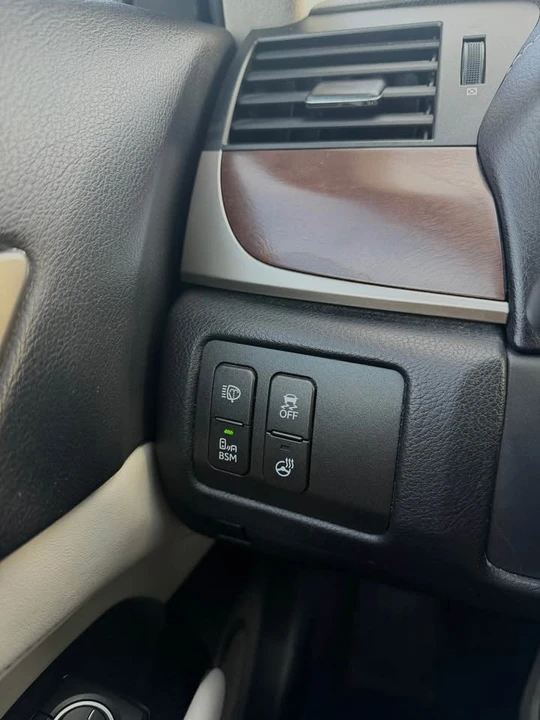 2013 Lexus GS 4th Gen - Image 15 of 17