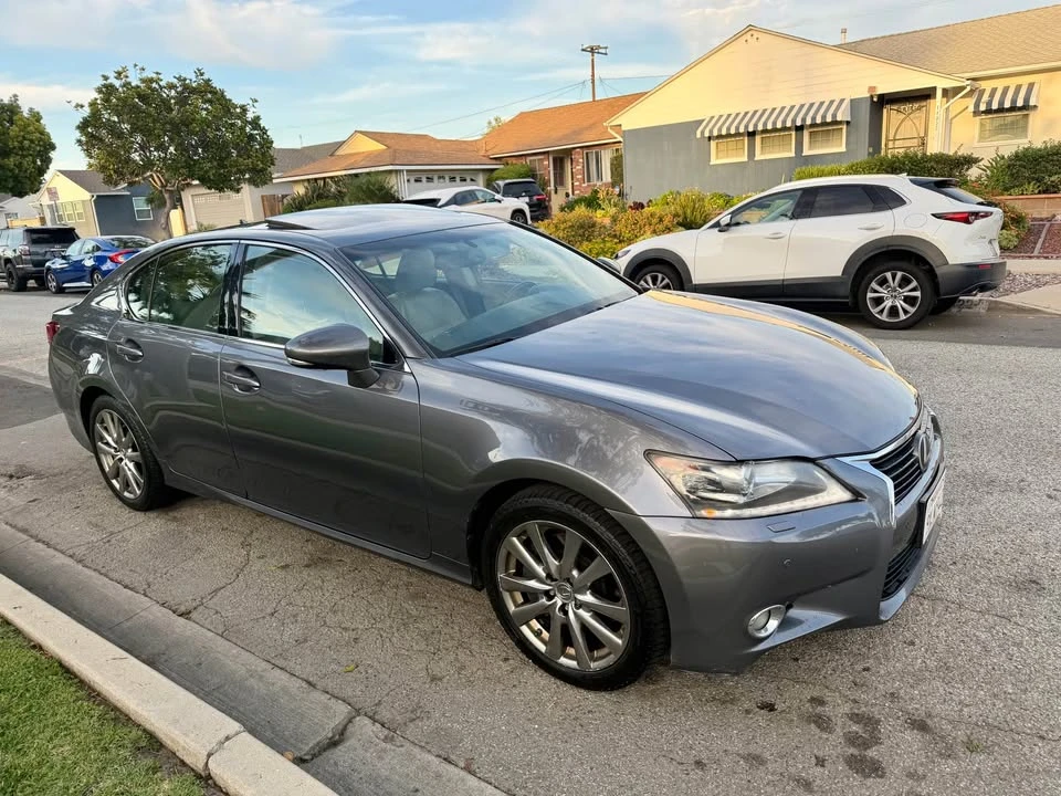 2013 Lexus GS 4th Gen - Image 8 of 17