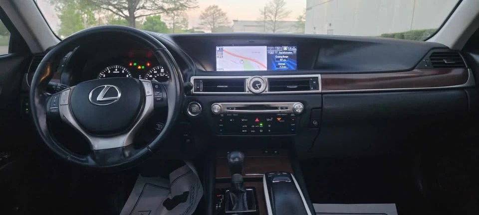 2013 Lexus GS 4th Gen - Image 4 of 20
