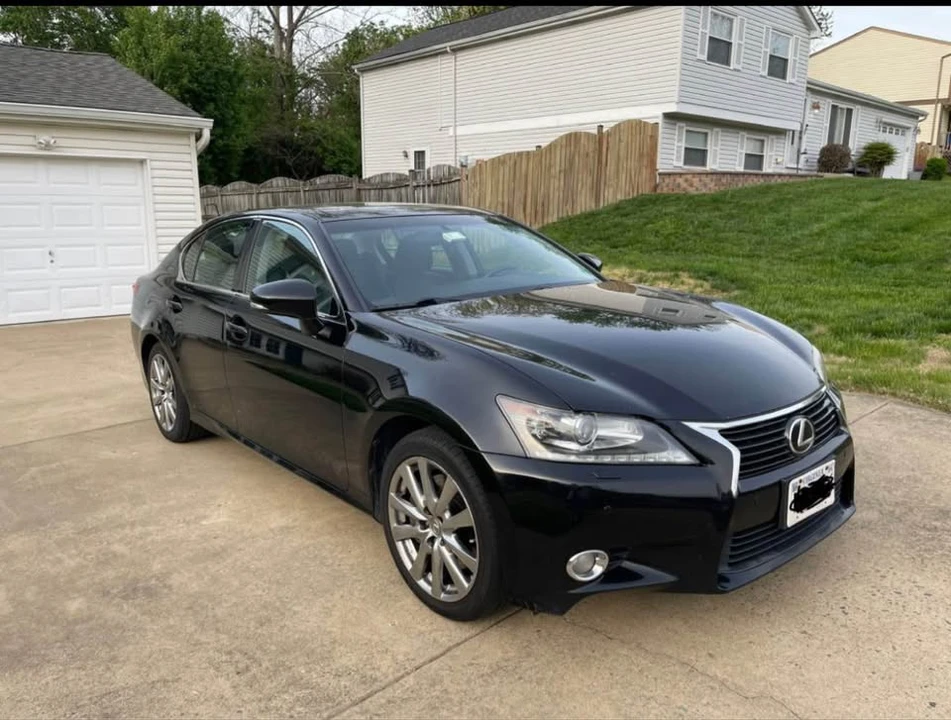 2013 Lexus GS 4th Gen - Image 2 of 10