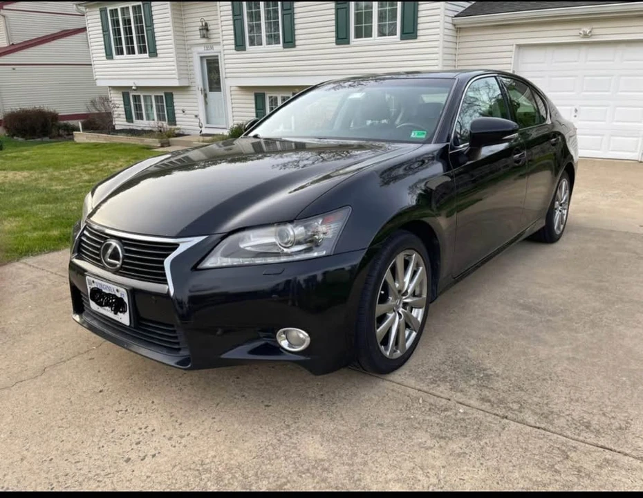 2013 Lexus GS 4th Gen - Image 3 of 10