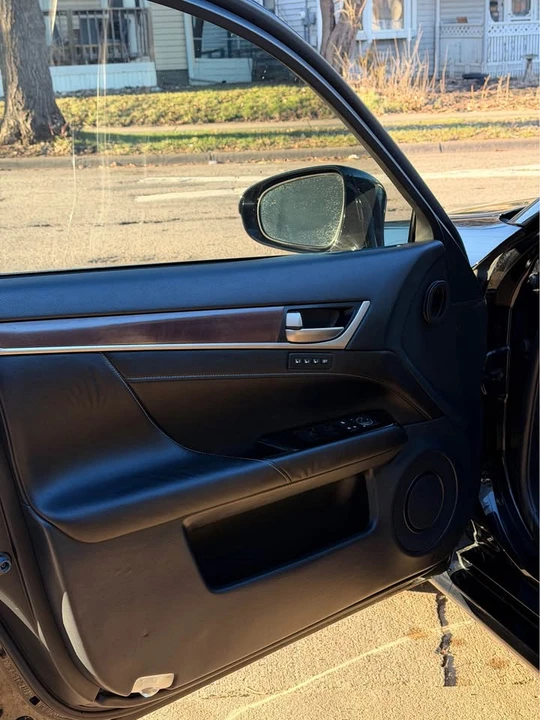 2013 Lexus GS 4th Gen - Image 19 of 20