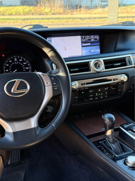 2013 Lexus GS 4th Gen - Image 17 of 20