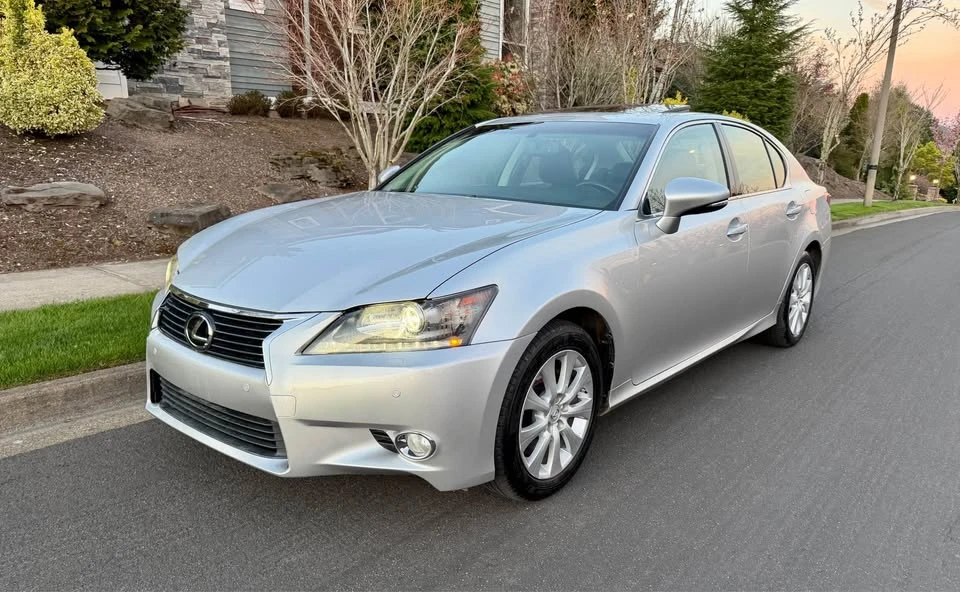 2013 Lexus GS 4th Gen - Image 2 of 14
