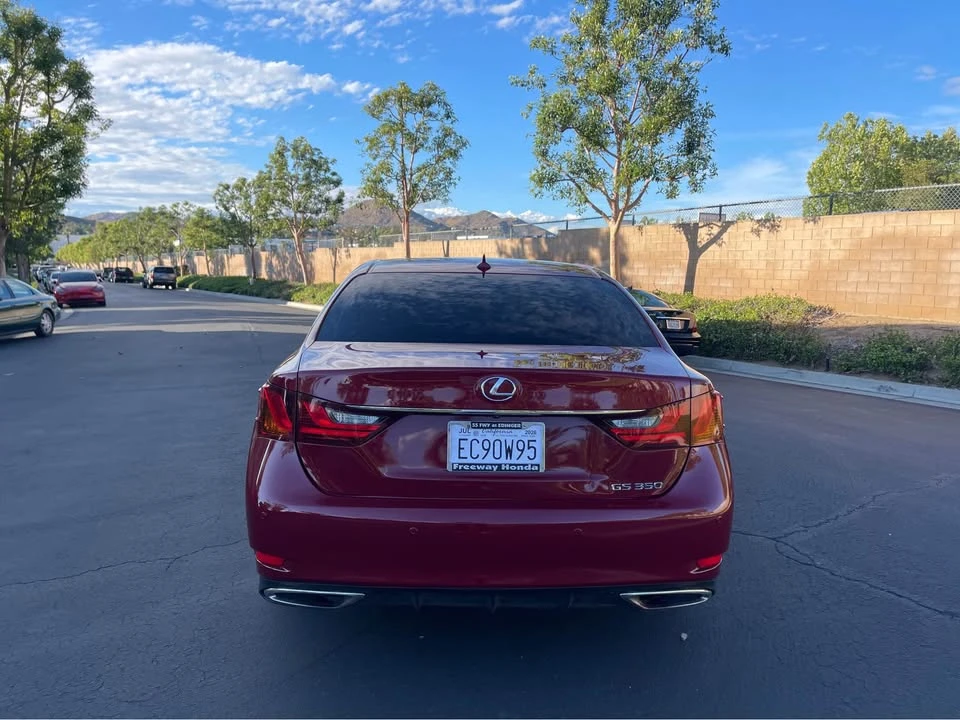 2013 Lexus GS 4th Gen - Image 4 of 17