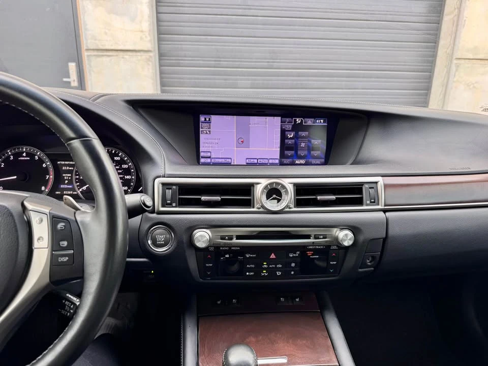 2013 Lexus GS 4th Gen - Image 12 of 14