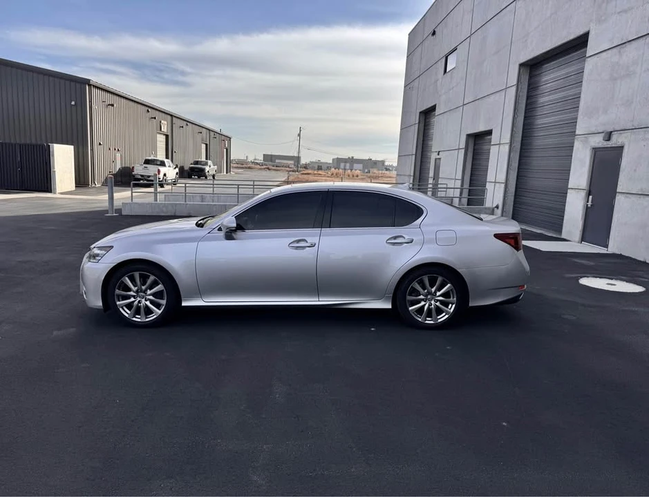 2013 Lexus GS 4th Gen - Image 4 of 14