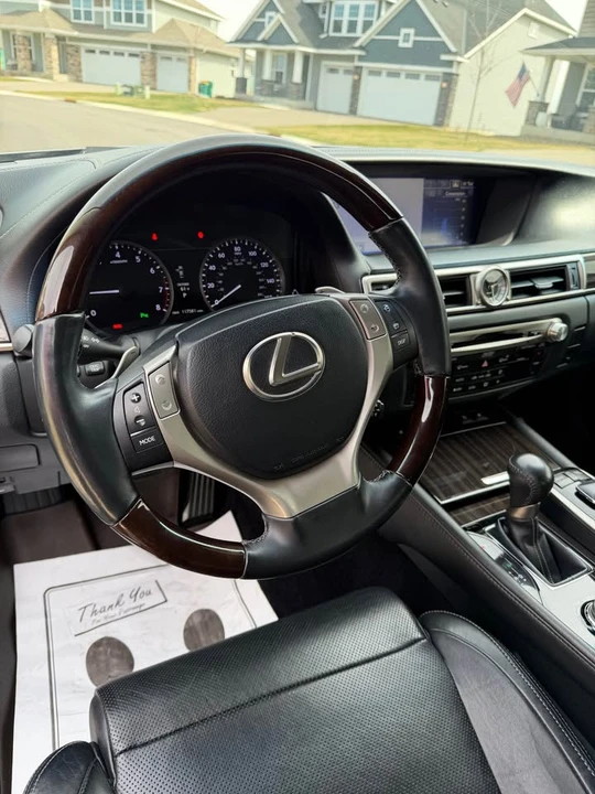 2013 Lexus GS 4th Gen - Image 6 of 17