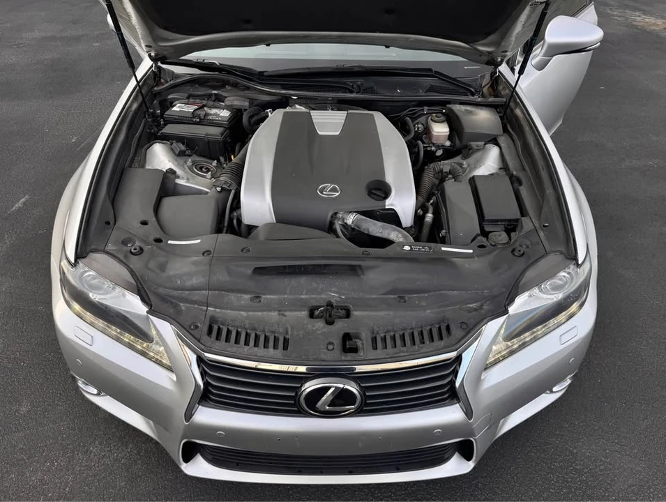 2013 Lexus GS 4th Gen - Image 8 of 14