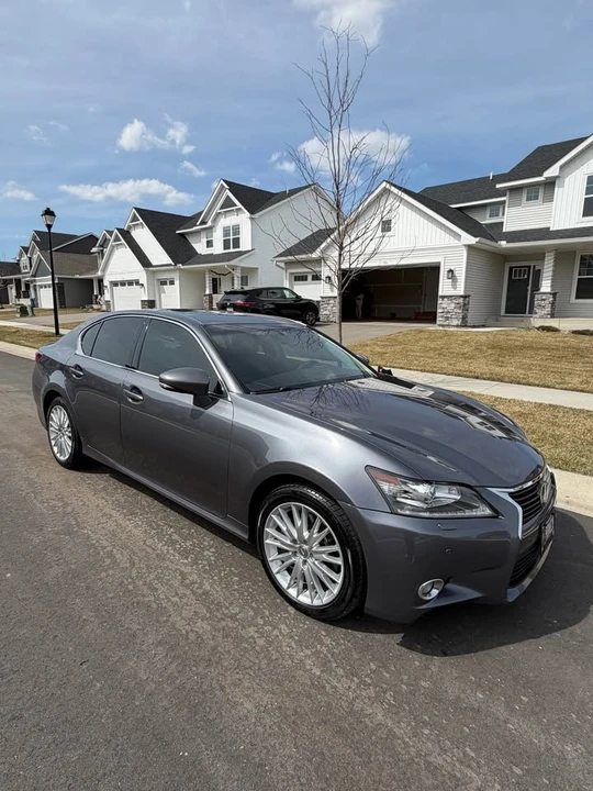 2013 Lexus GS 4th Gen - Image 4 of 17