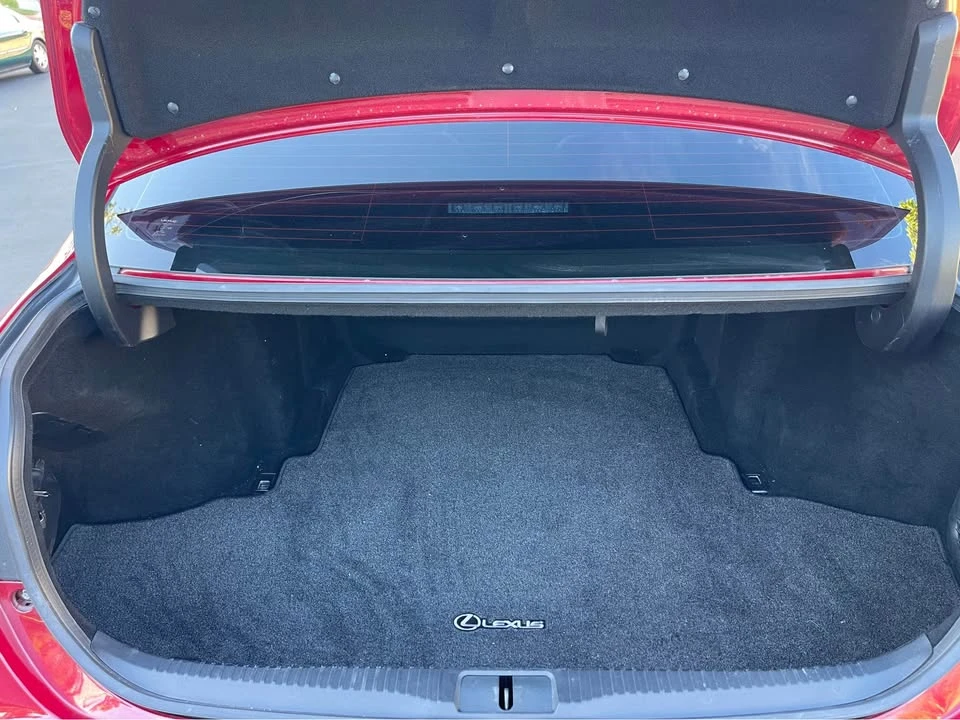 2013 Lexus GS 4th Gen - Image 15 of 17