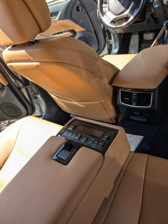 2013 Lexus GS 4th Gen - Image 9 of 17