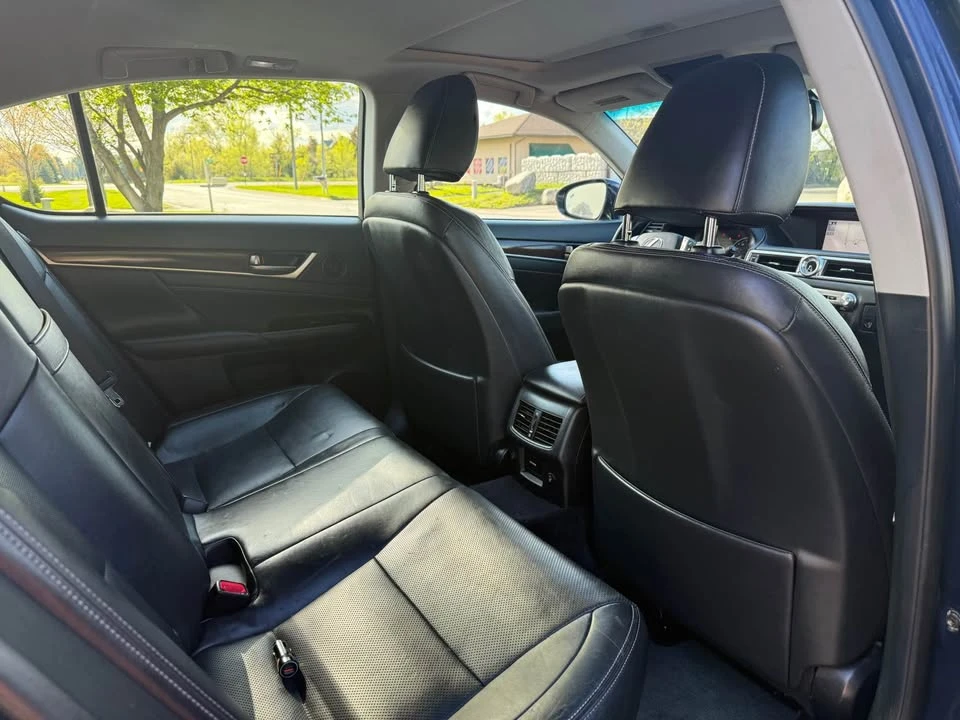 2013 Lexus GS 4th Gen - Image 15 of 19