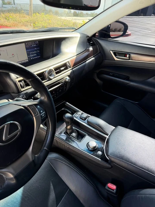 2013 Lexus GS 4th Gen - Image 6 of 13