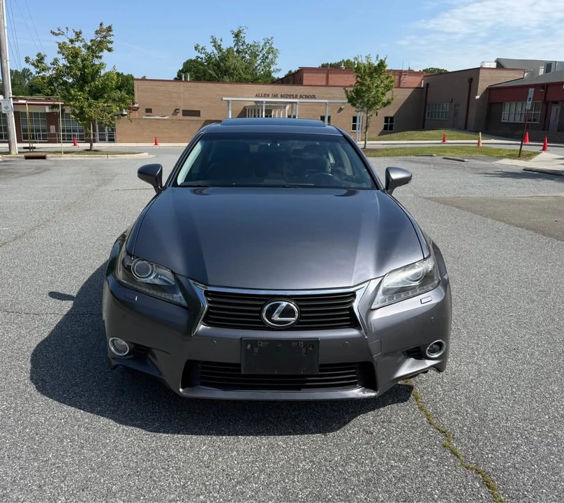 2013 Lexus GS 4th Gen - Image 2 of 10