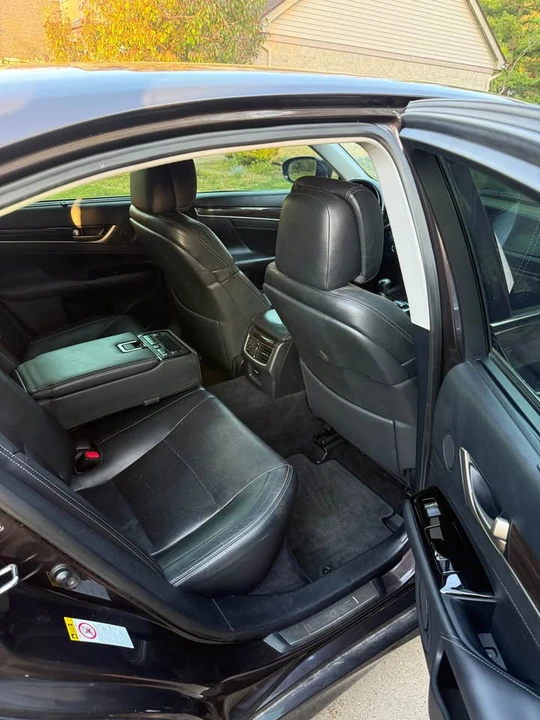 2013 Lexus GS 4th Gen - Image 11 of 16