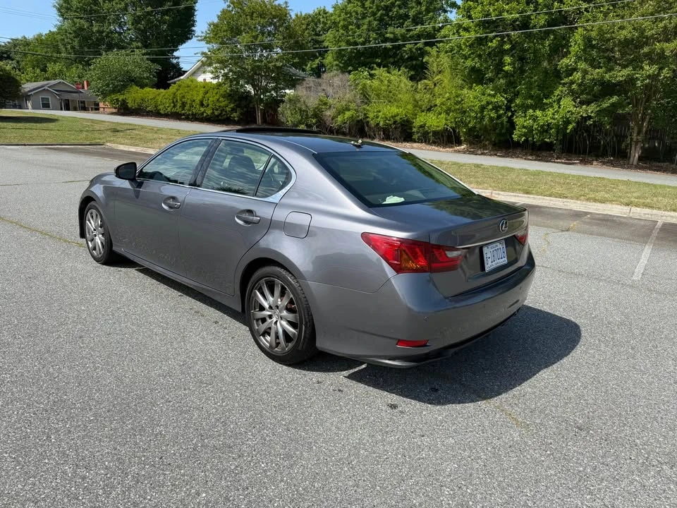2013 Lexus GS 4th Gen - Image 7 of 10