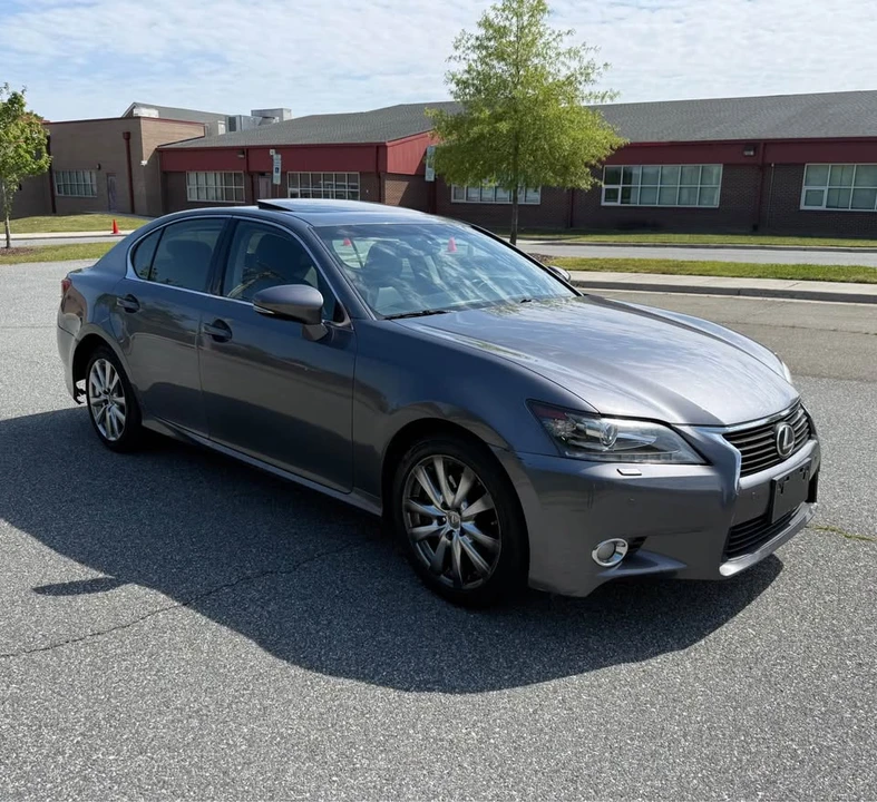 2013 Lexus GS 4th Gen - Image 3 of 10