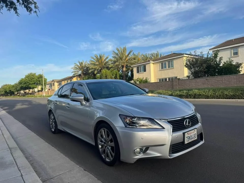 2013 Lexus GS 4th Gen - Image 3 of 10