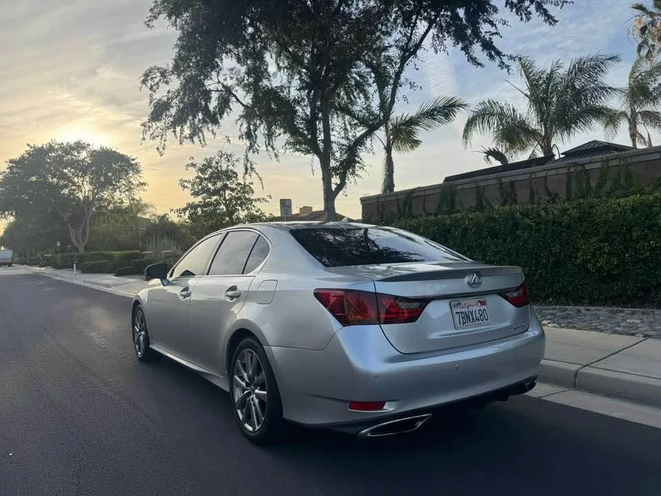 2013 Lexus GS 4th Gen - Image 5 of 10