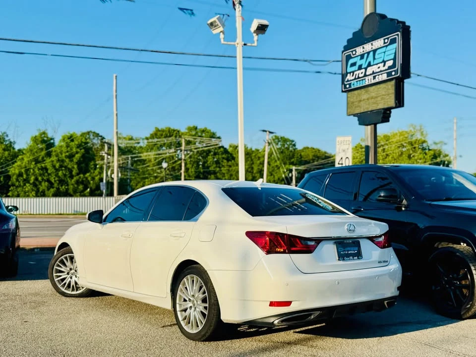 2013 Lexus GS 4th Gen - Image 5 of 17