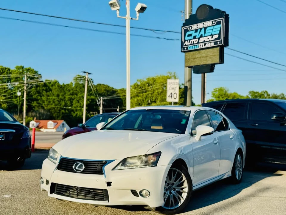 2013 Lexus GS 4th Gen - Image 3 of 17