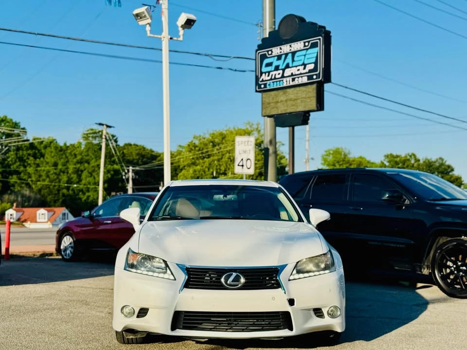 2013 Lexus GS 4th Gen - Image 2 of 17