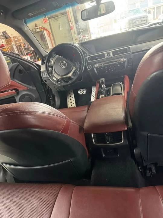 2013 Lexus GS 4th Gen - Image 11 of 19