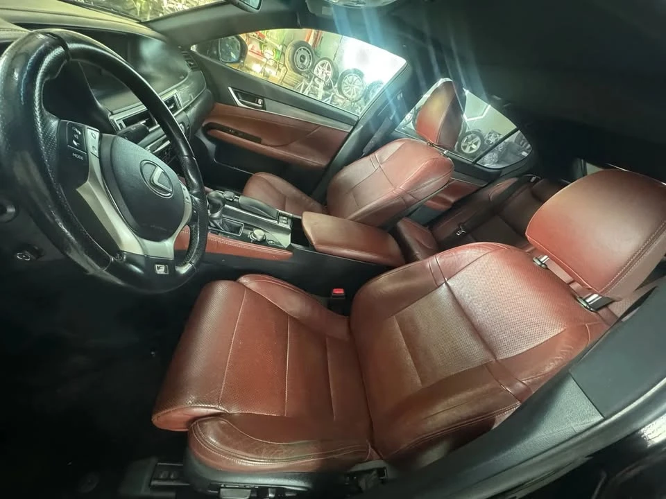 2013 Lexus GS 4th Gen - Image 10 of 19