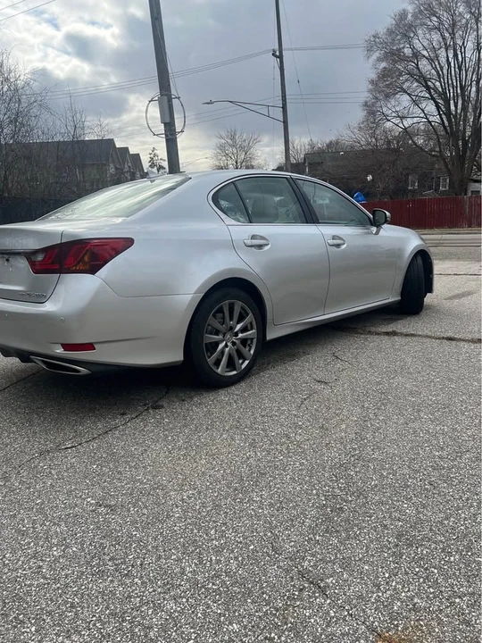 2013 Lexus GS 4th Gen - Image 5 of 10