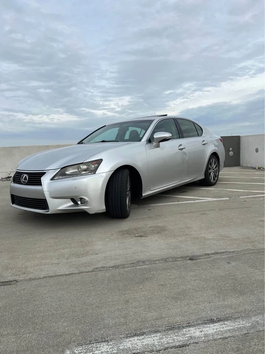 2013 Lexus GS 4th Gen - Image 4 of 16