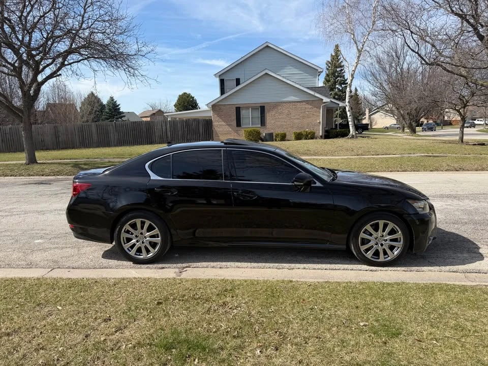 2013 Lexus GS 4th Gen - Image 5 of 16