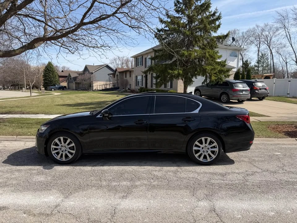 2013 Lexus GS 4th Gen - Image 2 of 16