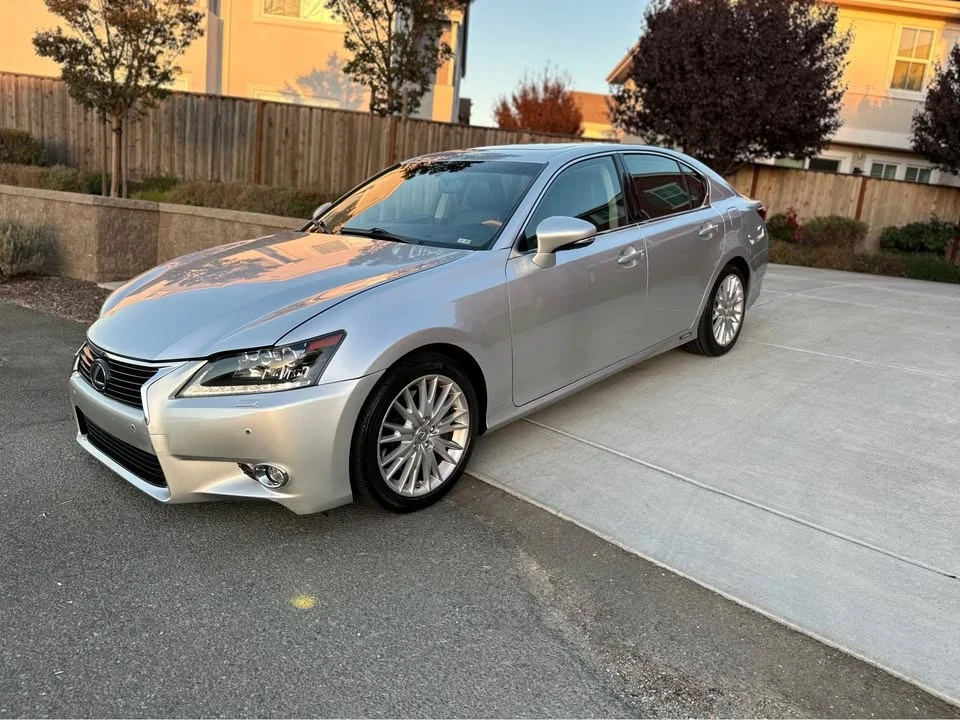 2013 Lexus GS 4th Gen - Image 2 of 18