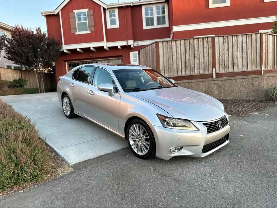 2013 Lexus GS 4th Gen - Image 4 of 18