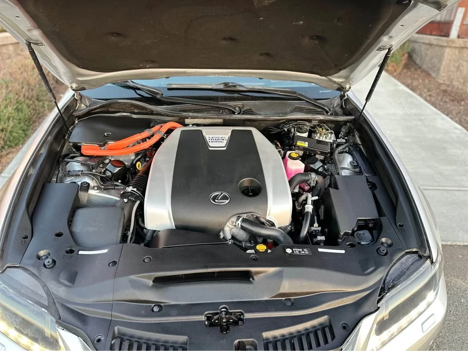 2013 Lexus GS 4th Gen - Image 8 of 18