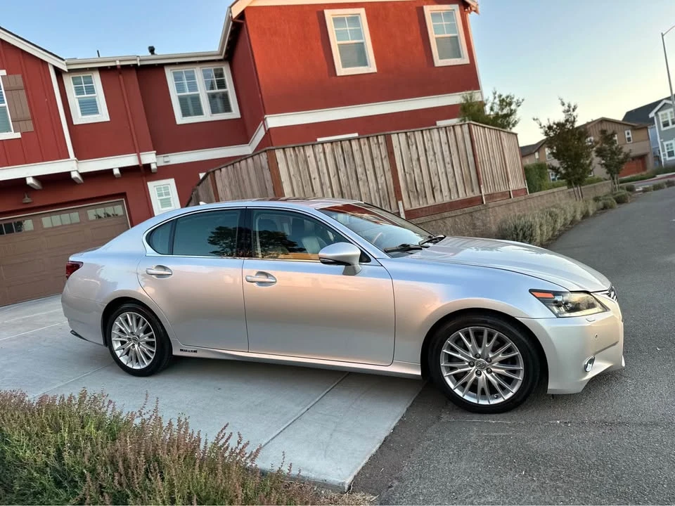2013 Lexus GS 4th Gen - Image 3 of 20