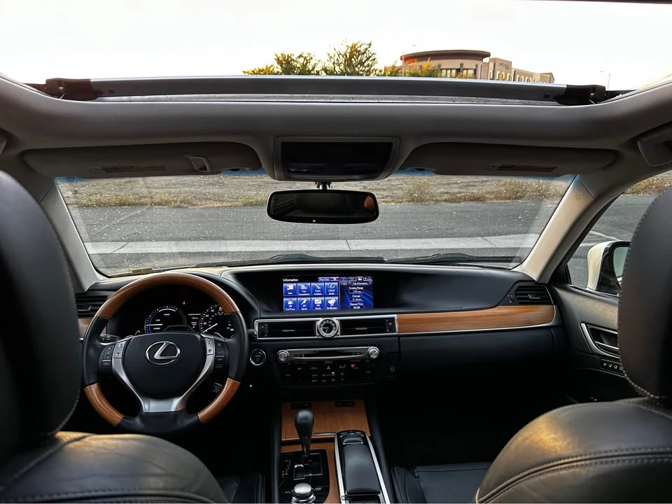 2013 Lexus GS 4th Gen - Image 14 of 20