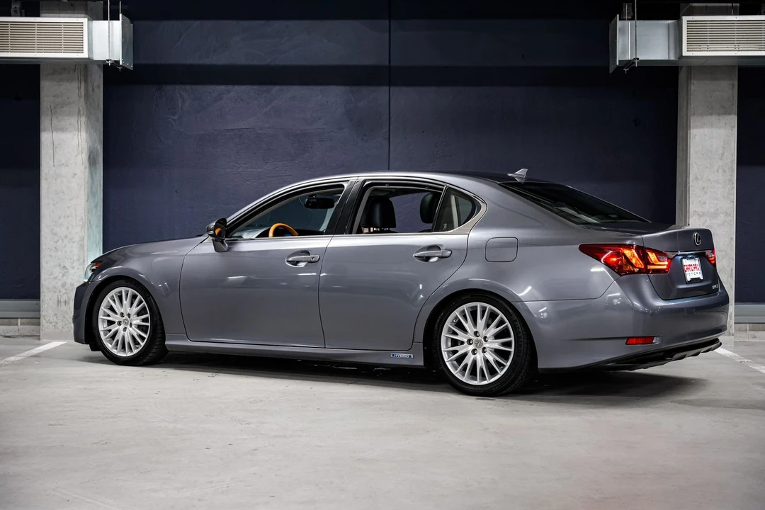 2013 Lexus GS 4th Gen - Image 8 of 31