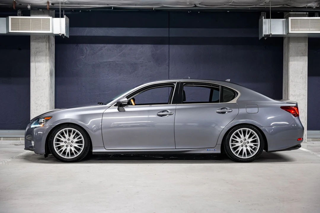 2013 Lexus GS 4th Gen - Image 7 of 31