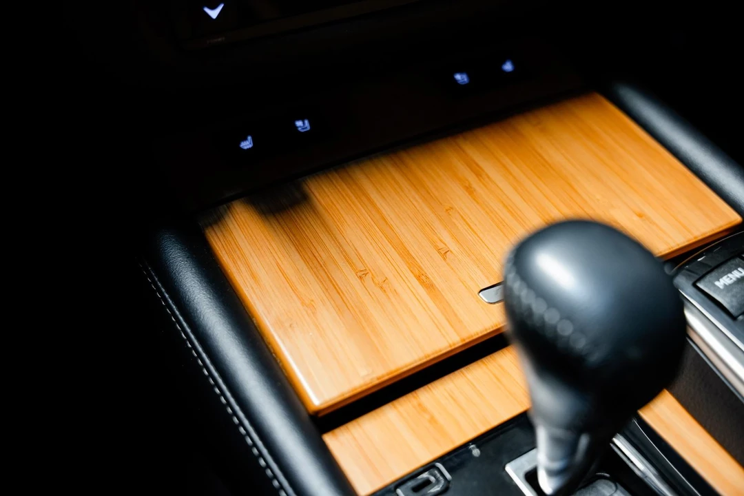 2013 Lexus GS 4th Gen - Image 16 of 31
