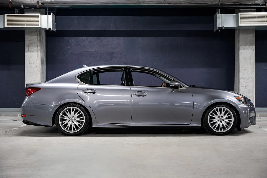 2013 Lexus GS 4th Gen - Image 2 of 31