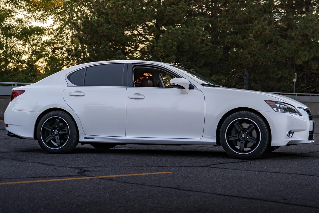 2013 Lexus GS 4th Gen - Image 3 of 31