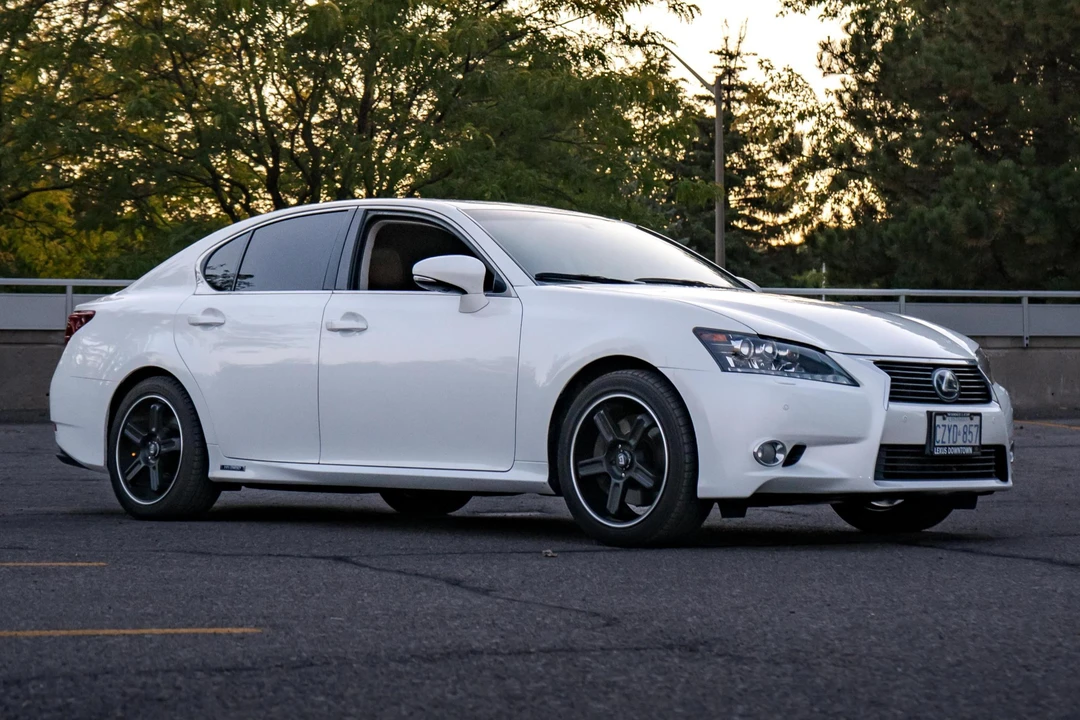 2013 Lexus GS 4th Gen - Image 13 of 31