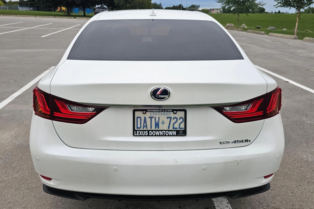2013 Lexus GS 4th Gen - Image 5 of 31