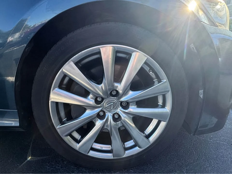 2013 Lexus GS 4th Gen - Image 18 of 19