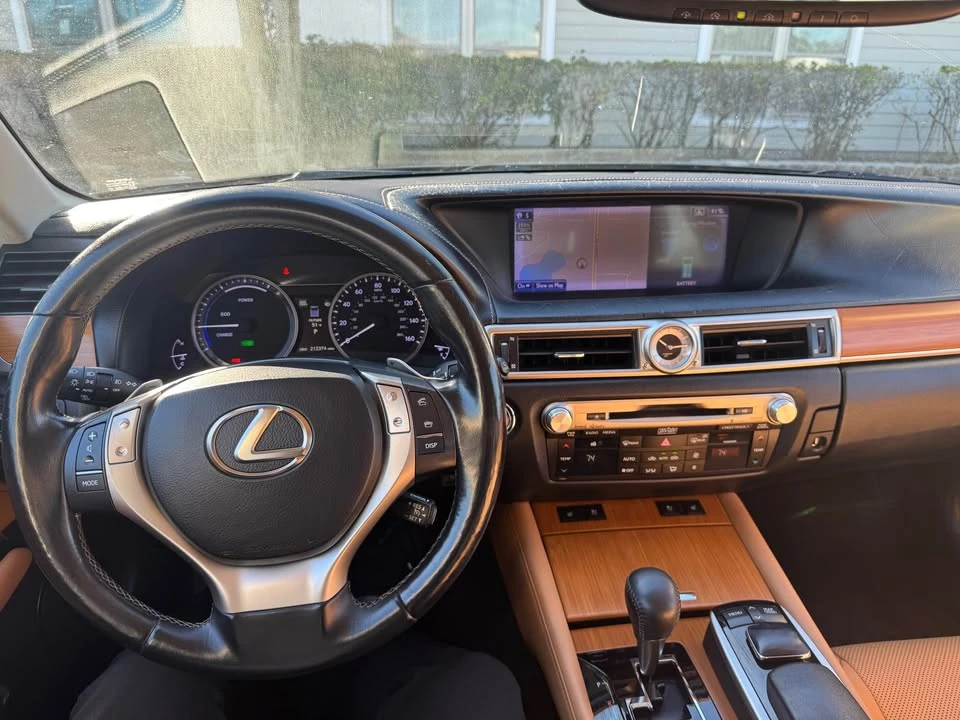 2013 Lexus GS 4th Gen - Image 9 of 19