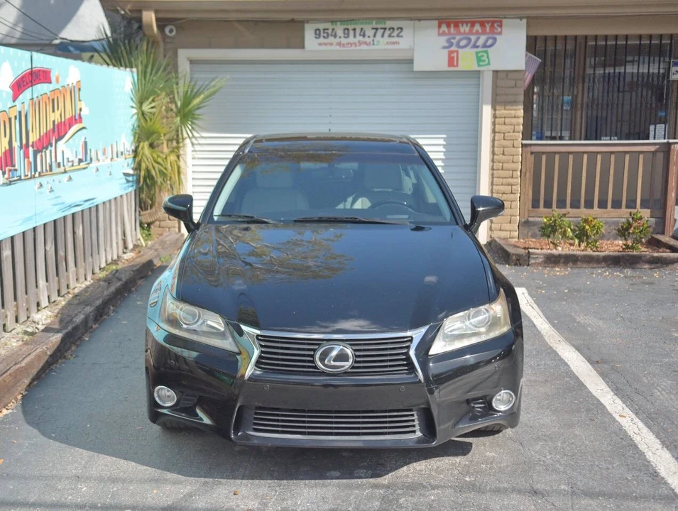 2013 Lexus GS 4th Gen - Image 5 of 12