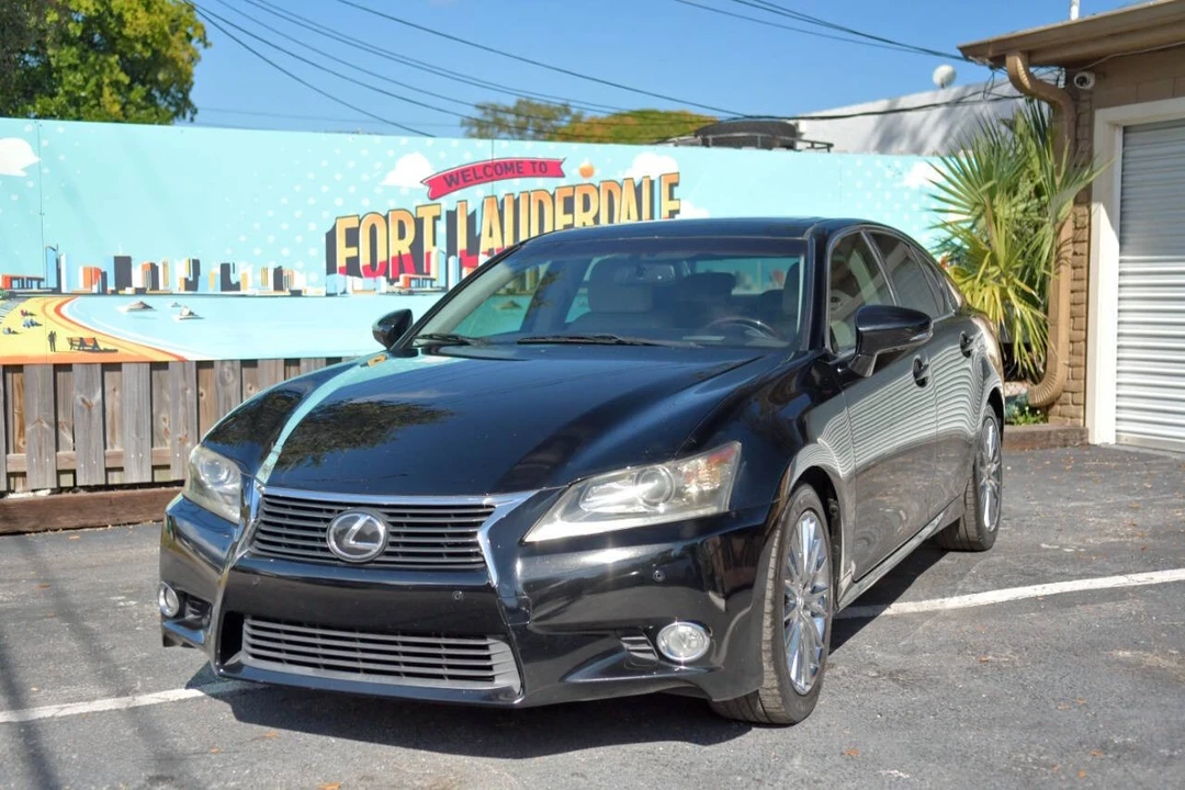 2013 Lexus GS 4th Gen - Image 2 of 12