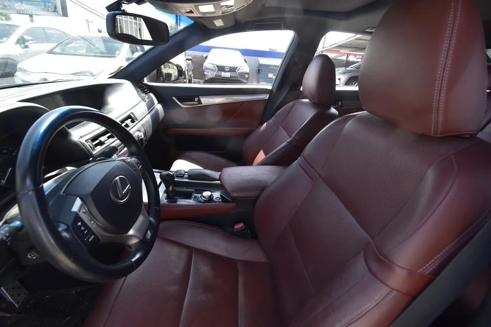 2013 Lexus GS 4th Gen - Image 9 of 20